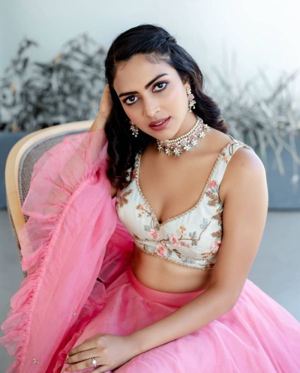 amala-paul-1