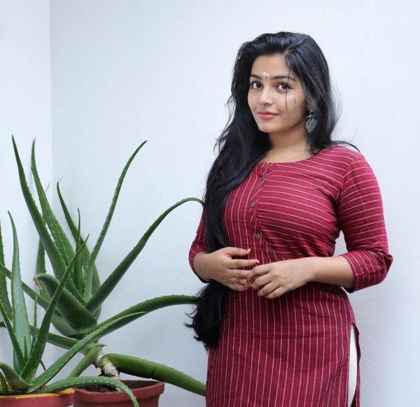 rajisha-vijayan-cinemapettai