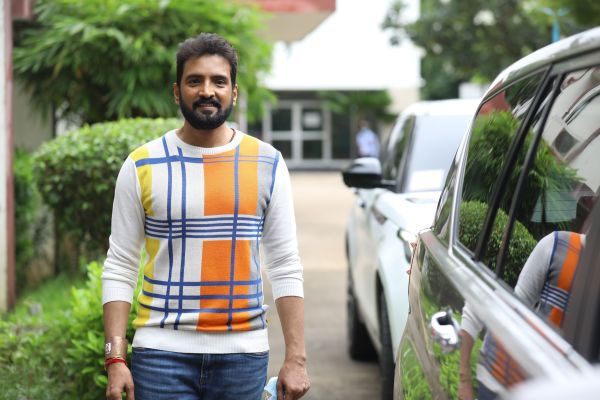 santhanam-cinemapettai