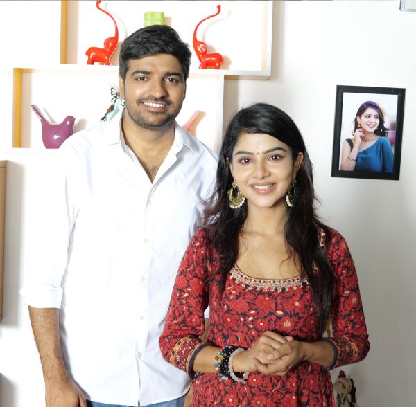 sathish-pavithra-cinemapettai