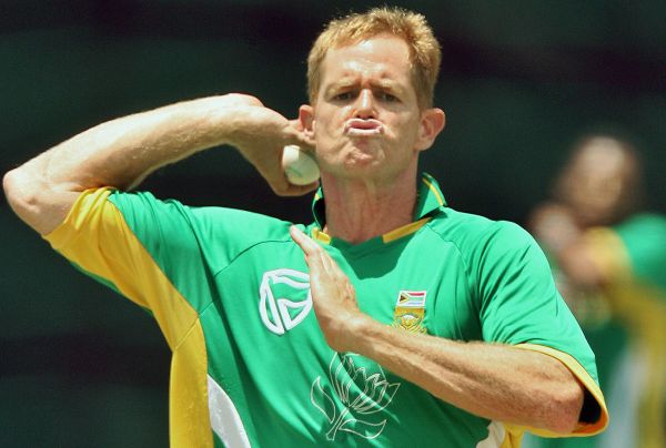 Shaun-Pollock-Cinemapettai.jpg