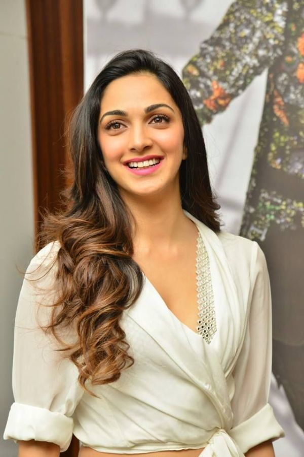 kiara-advani-cinemapettai