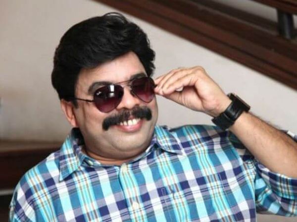 power-star-srinivasan-cinemapettai