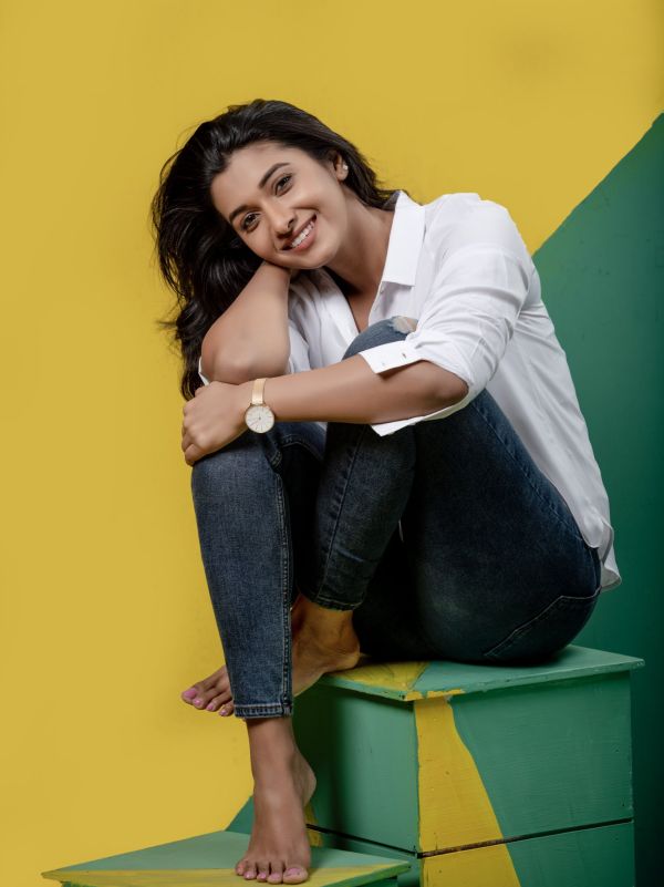 priya-bhavani-shankar-cinemapettai-01