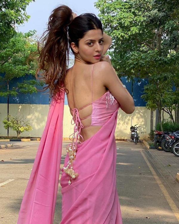 vedhika