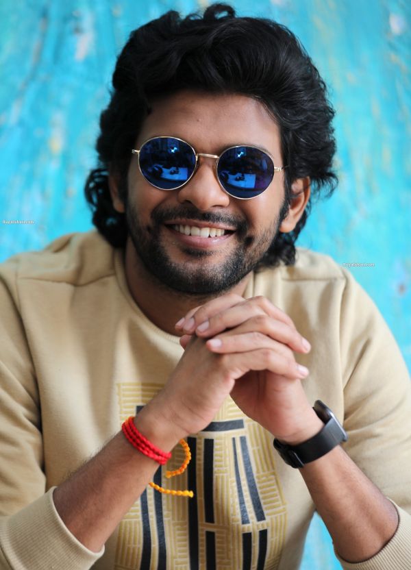 naveenpolyshetty-cinemapettai