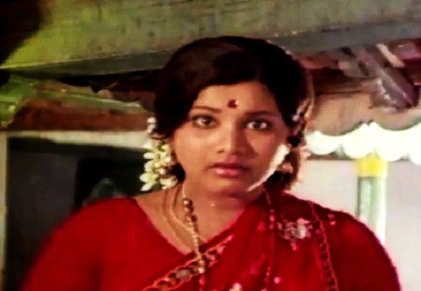 actress-praveena-bhagyaraj-cinemapettai