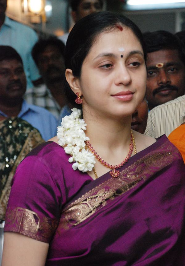 devayani-cinemapettai