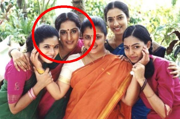 metti-oli-actress-gayathri