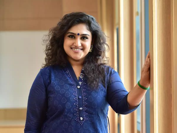 vanitha-cinemapettai