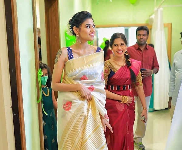oviya