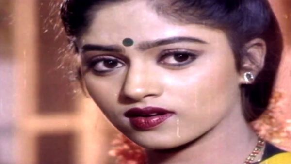 nadhiya