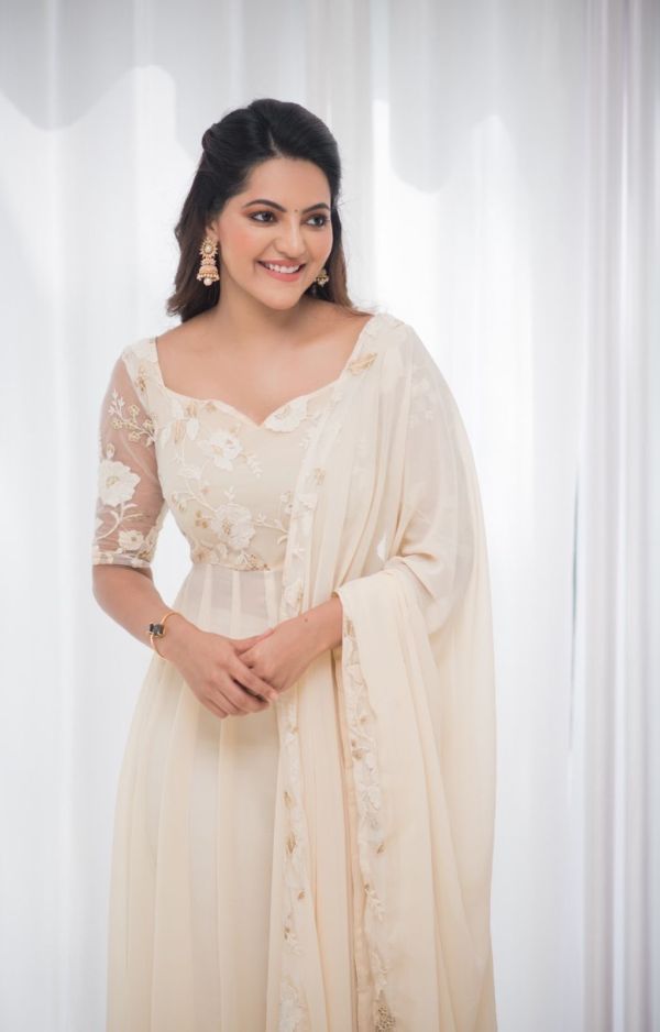 athulya ravi