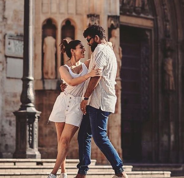 vikky-nayan-1-cinemapettai